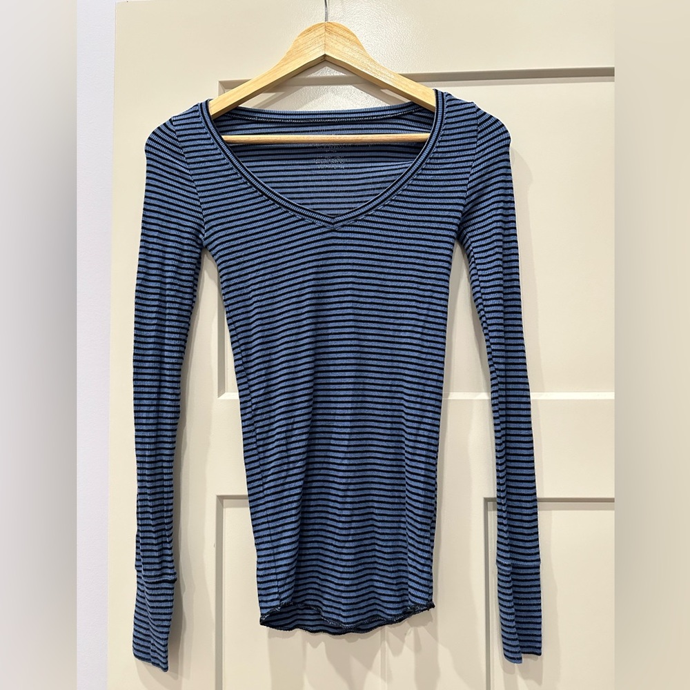 American Eagle long sleeve top